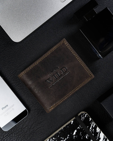 Men's leather wallet Always Wild RFID